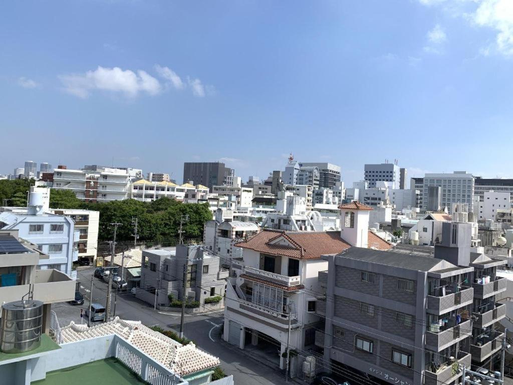Mr.Kinjo Link In Kume Naha Hotel Exterior photo