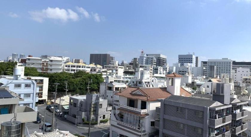 Mr.Kinjo Link In Kume Naha Hotel Exterior photo